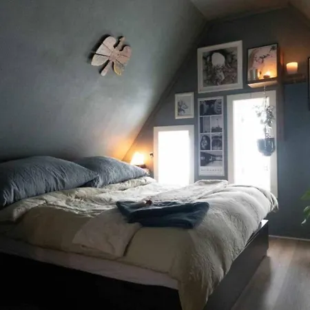 Unique Loft Apartment, Balcony, Free Parking Apartment *