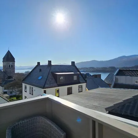 Unique Loft Apartment, Balcony, Free Parking Lejlighed Ålesund