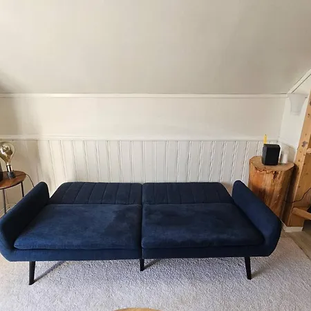 Unique Loft Apartment, Balcony, Free Parking
